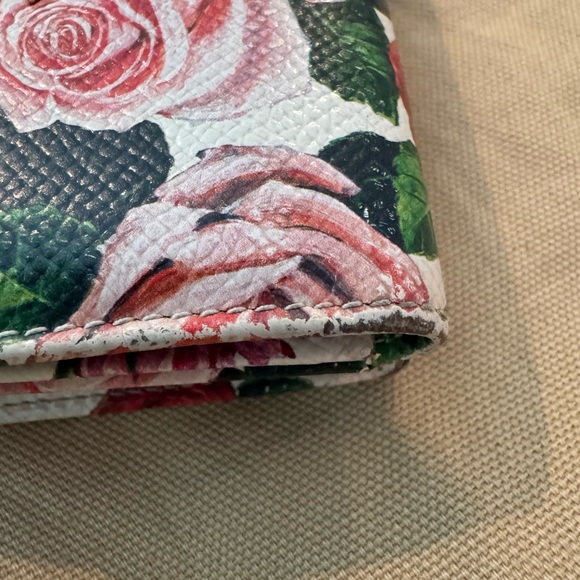 Rare Dolce and Gabbana Compact Wallet - Picture 4 of 10